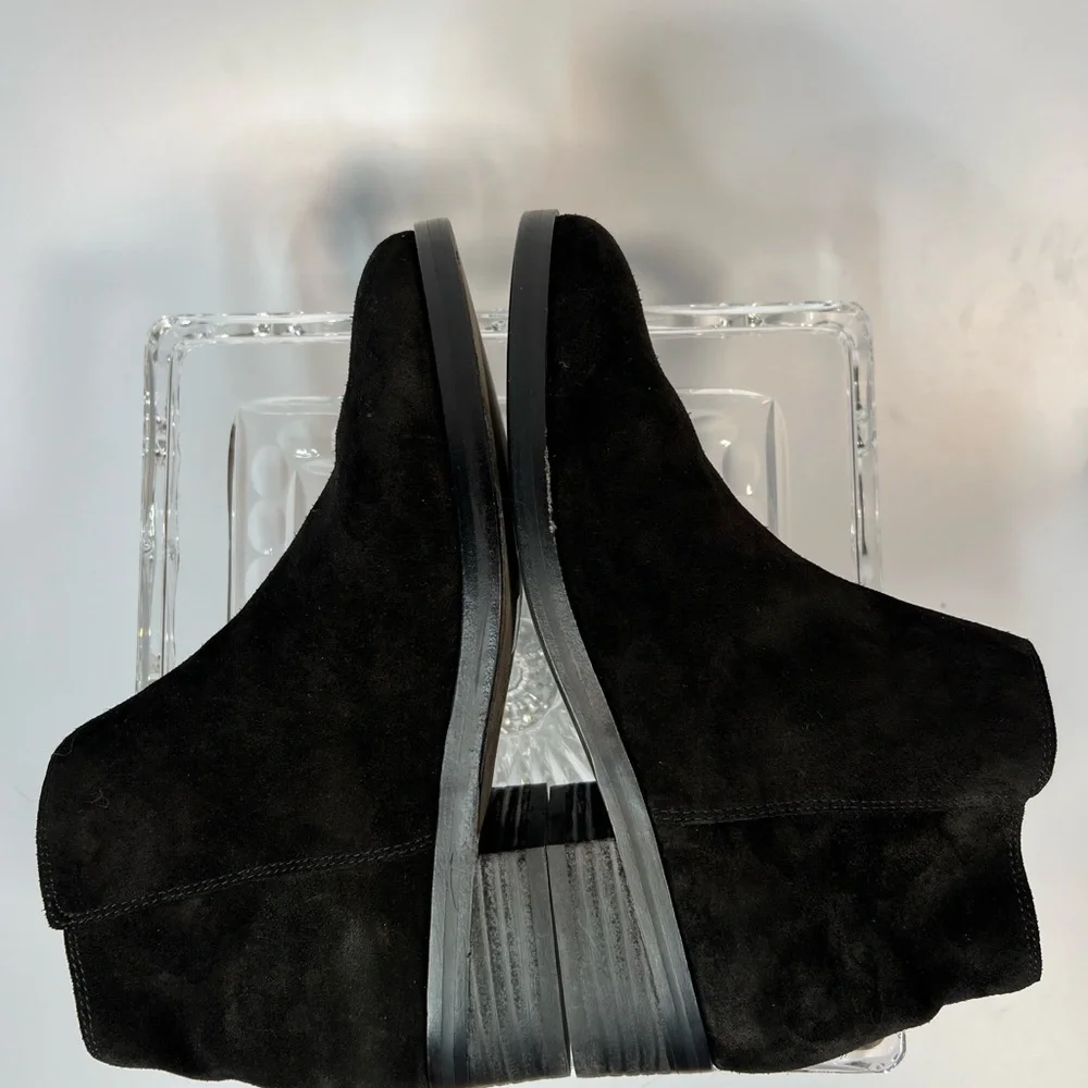 Eileen Fisher Vero Cuoio Black suede bootie